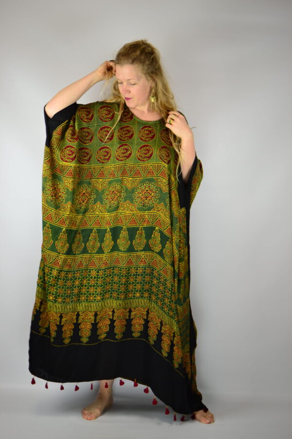 Szata Królowej "Ornamentowa Zieleń"