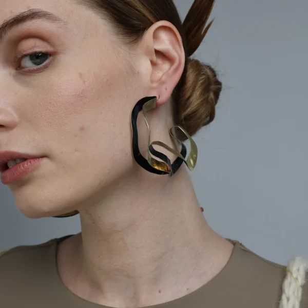 Kolczyki Trójwymiarowe Czary – Muza Wyobraźni