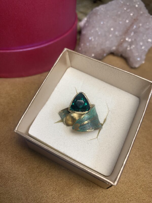 Pierścień „Zielony Liść - Muza Odnowy”